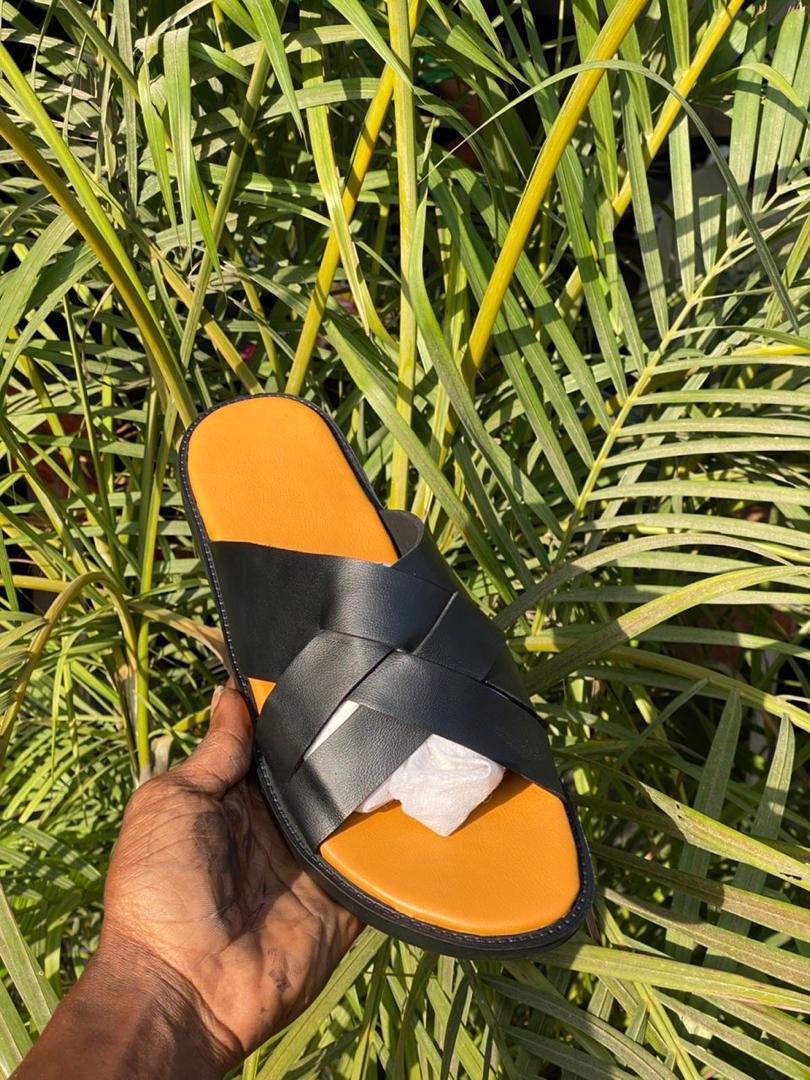 Sholisea's tweet photo. We are still on our discount sales, shop quality handmade footwear for less price.

F1-2  was ₦12,000 now ₦8,500
F3-4 was ₦17,000 now ₦13,000 

You can't get this sweet deal anywhere else😁

Discount ends on Friday!!!

Hurry now and place your orders.
 
📍nationwide delivery. https://t.co/feipPTWtsF