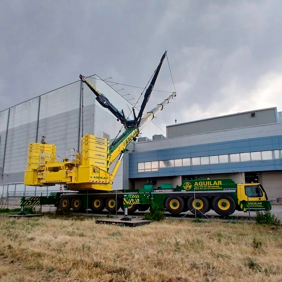 gruas_aguilar's tweet photo. Maniobra de izado en nave industrial con grúa móvil #LTM1650-8.1.

Configurada con arriostramiento TY (Y-Guying) para optimizar la capacidad de carga y operar con seguridad a un radio de trabajo exigente.

🌐https://t.co/C8CNzbG1hx

#GrúasAguilar #crane #gruas #mobilecrane https://t.co/3obCsClymN