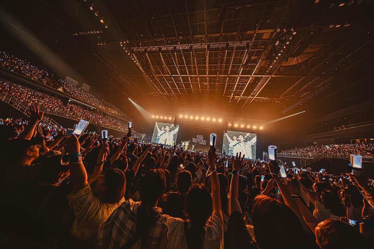 Kkorepo's tweet photo. 「イベントレポ」「#2PM」、3年ぶりの完全体コンサート盛況裏終了…「ステージで会えることが幸せ」 
🔗https://t.co/SMMl8TMOX0 https://t.co/oGod9KO4XB