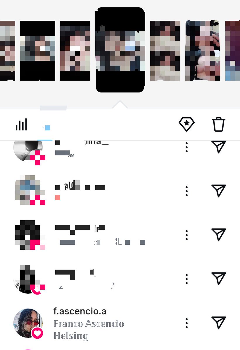 strawmik_'s tweet photo. @X_Christmas1 NMMS, la foto de perfil de WhatsApp se me hizo conocida y revise mis likes de ig Y ES LA MISMA FOTO DE PERFIL??? NMMS https://t.co/In4Pc1vcjY