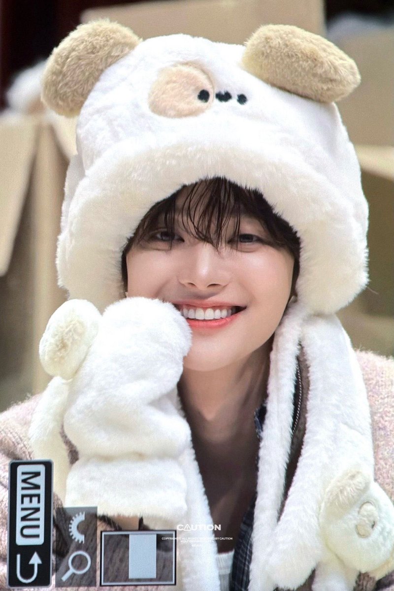 mew_031's tweet photo. 완전 순하고 부드러워보여🫳🫳 https://t.co/anjmLuZ23R