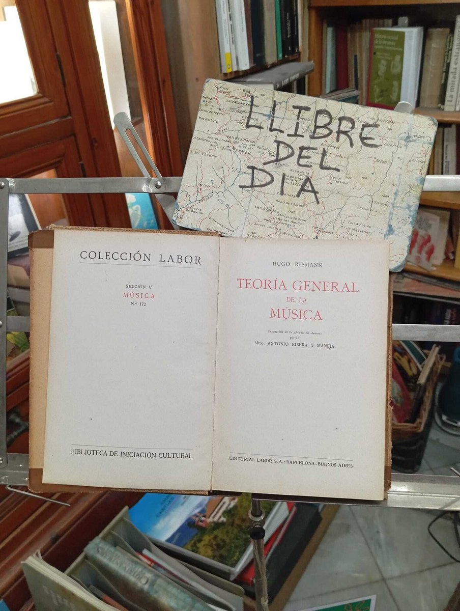 LlibreDelPalau's tweet photo. Teoría general de la música. (El traductor fou director d’orquestra crític musical, conferenciant i traductor; molt vincular a l’Associació Wagneriana, va ser deixeble de l’autor d’aquest llibre) #llibredeldia #librodeldia #livredujour #bookofthed #llibre #libros #books https://t.co/6aE3OJA9rk