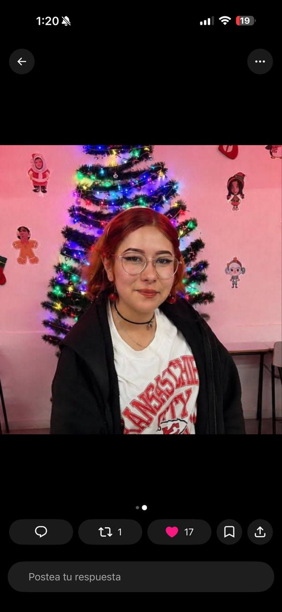 miausickaf's tweet photo. @nekowiwii esa es la verdadera Vanessa, la otra se está haciendo pasar por ella https://t.co/UZoiW4OCPm