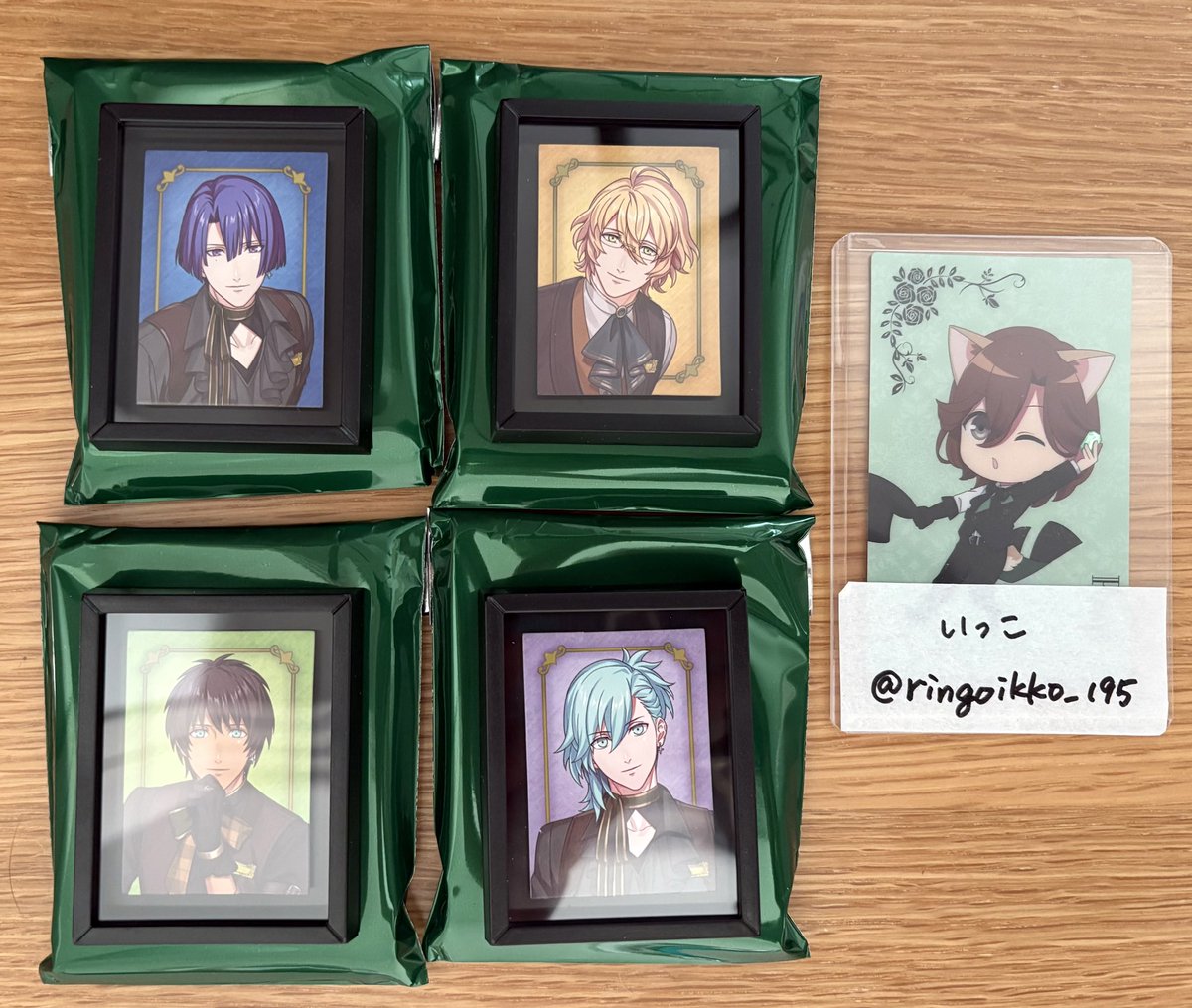 ringoikko_195's tweet photo. 【交換】うたプリGROUND SHOP グラショ MC Mystical Curiosities コマコレ(マグネット)

譲)真斗、那月、セシル、藍
求)嶺二

都内、さいたま手渡し、または郵送
お気軽にお声がけください。よろしくお願いします。 https://t.co/mSHA5abL0h
