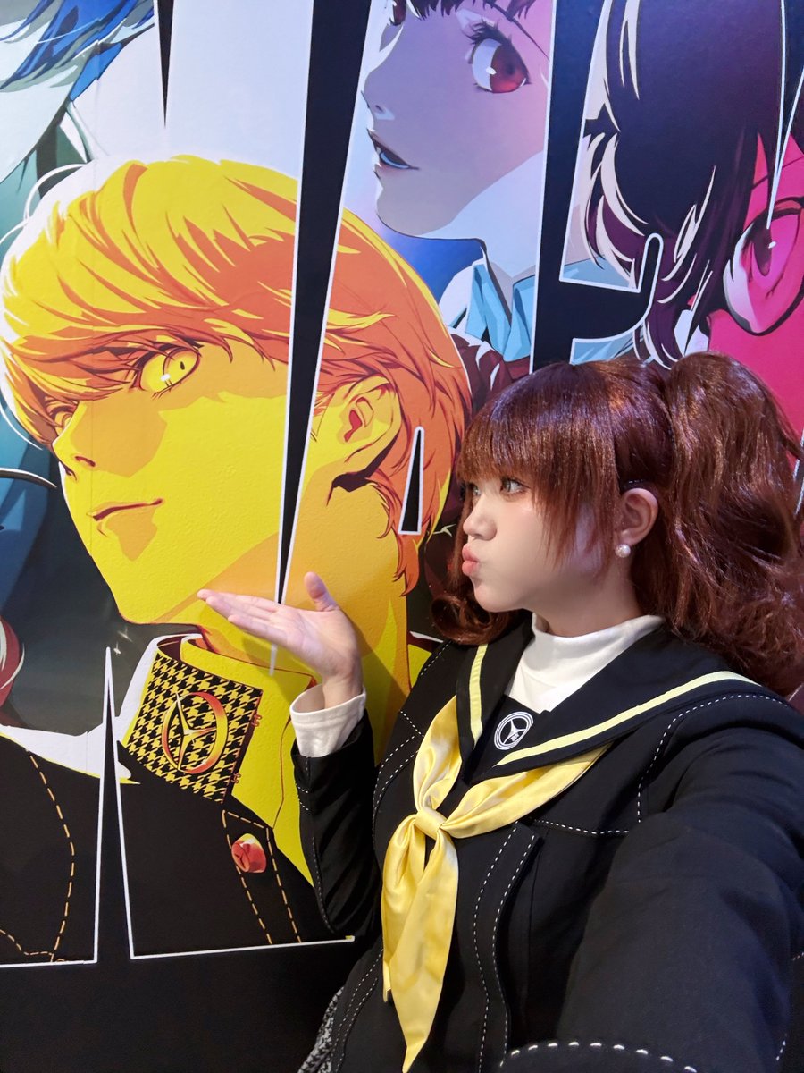 lycheekko's tweet photo. I finally got a chance to check in p30 anniversary collab at thirstywater LA!!
(Okay I didn’t go to their pop up junes at AnimeExpo cuz I was busy at work….🥲) We need more Persona Collab in US atlus can u hear me☝🏻🤓?
.
#persona4 #persona4cosplay #p30anniversary #kujikawarise https://t.co/rKLG0qNPt5