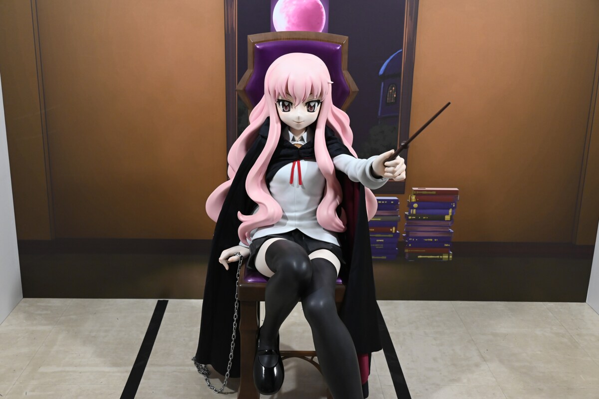 comic_natalie's tweet photo. 【イベントレポート】
ルイズ＆サイトの音声ガイド全15種と巡る「ゼロの使い魔20周年記念展」ボタン押すとルイズのセリフ再生
https://t.co/iroezbK4WC

#ゼロの使い魔 https://t.co/muhCAmDA62