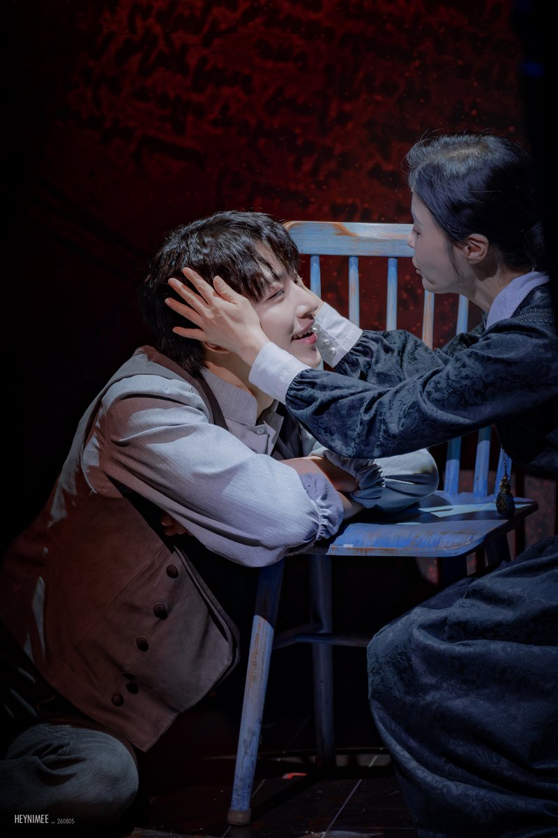 Heynimee_'s tweet photo. 260805 뮤지컬 블랙메리포핀스
낮 스페셜 커튼콜 '메리를 기억해'

헤르만 #원태민

⠀ ⠀ ⠀  ⠀⠀ ⠀⠀ ⠀⠀ ⠀ https://t.co/PRNwvXSdjs