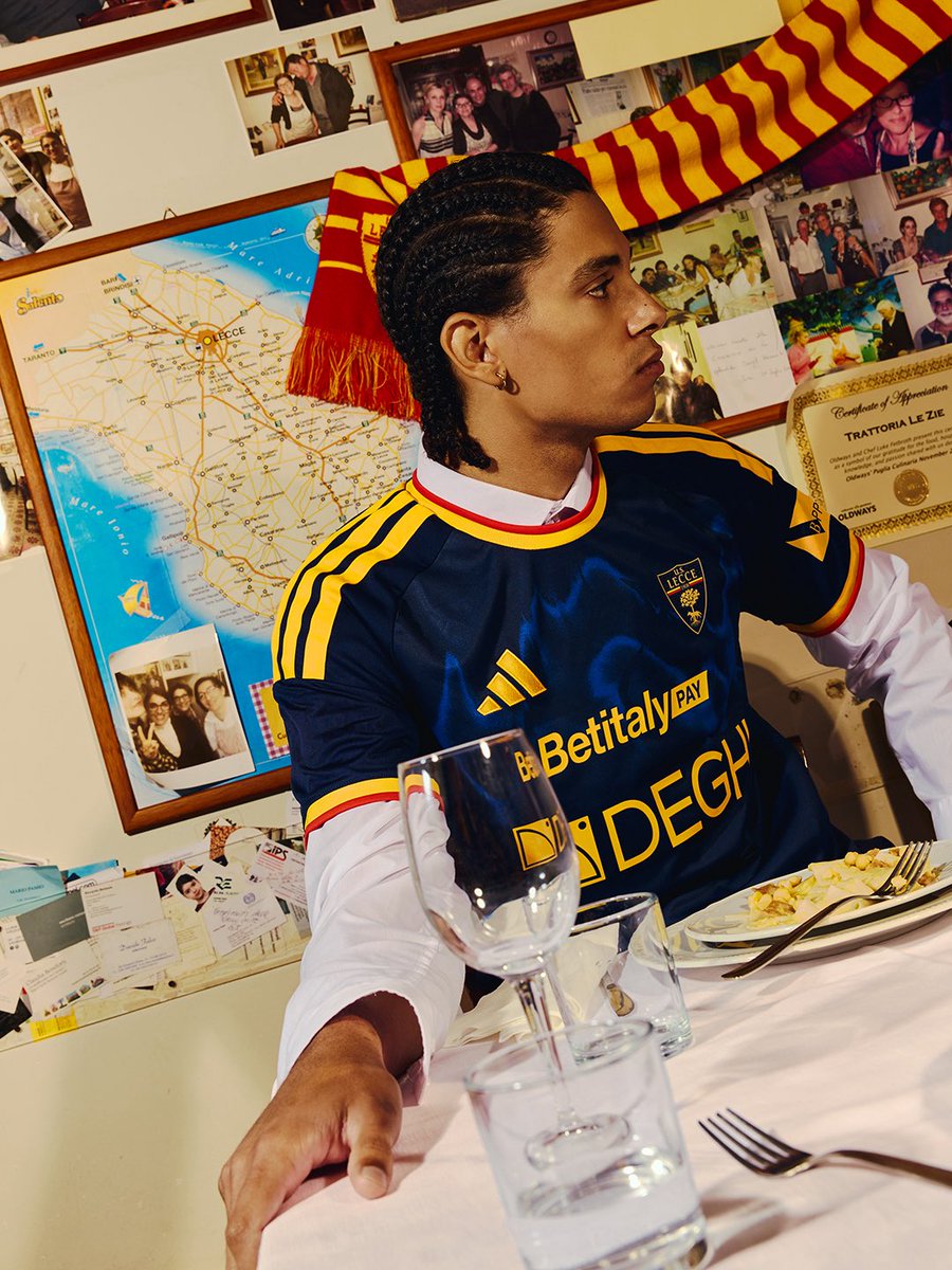 OfficialUSLecce's tweet photo. Sfumature del Salento.
Il Third Kit 2026/27 è qui. https://t.co/EKrKoReFs1