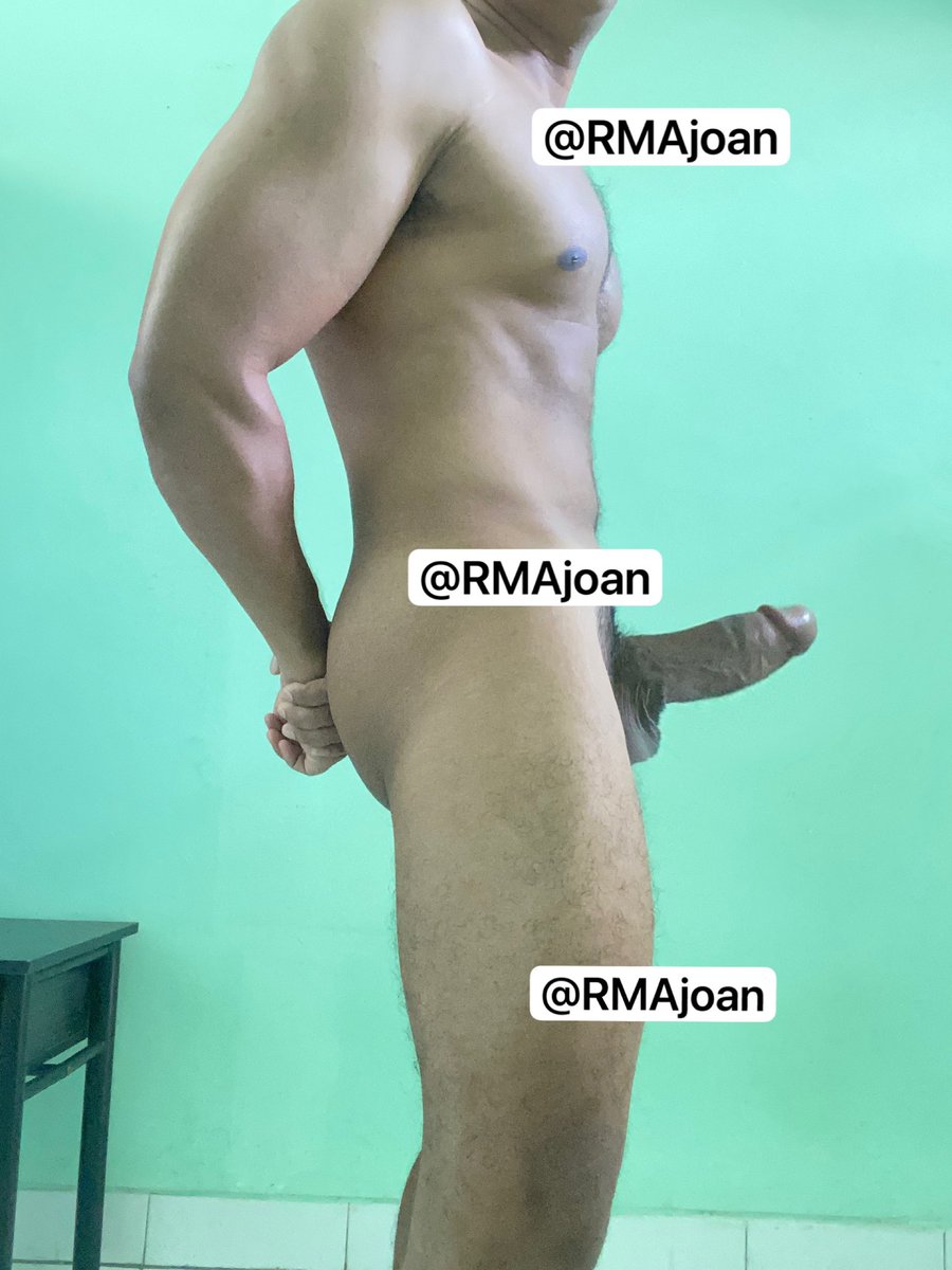 RMAjoan's tweet photo. Girls, ini udah cukup tebel ga buat kamu? https://t.co/nd9WRkVRXZ
