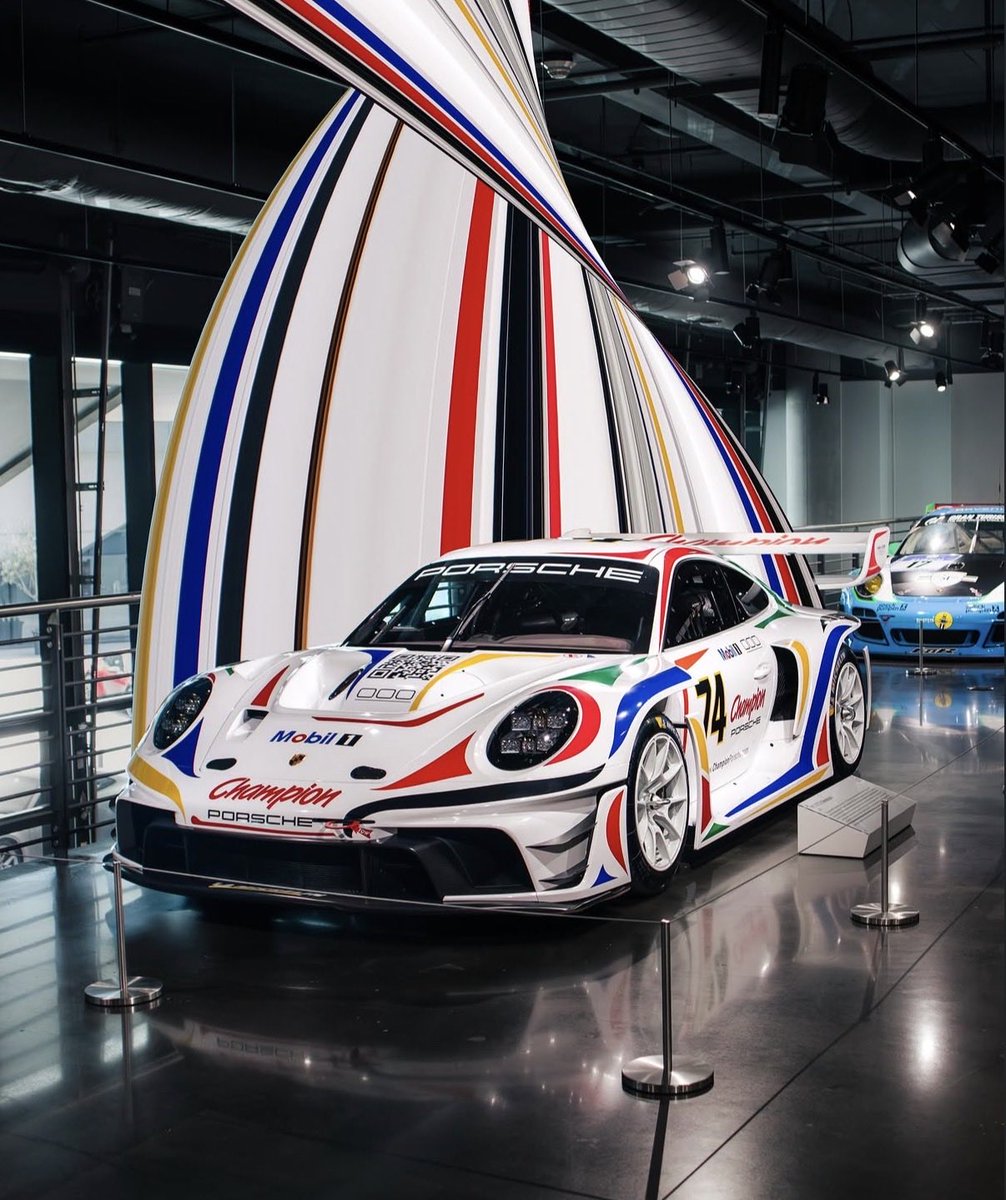 Jordan92338366's tweet photo. GT3 Reensport 1 of 77 ever made 🔥 https://t.co/Jt6zJ8LK4G