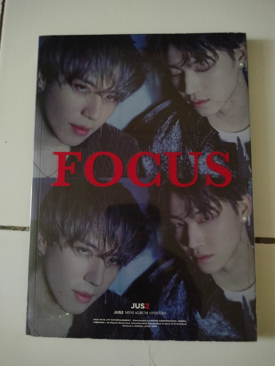KelvaNizer's tweet photo. WTS SALE ALBUM ONLY :

1. VIXX
2. LE SSERAFIM (BOX ONLY SG)
3. JUS2 GOT7

minat chat wa 085156139581 https://t.co/N5wOlhxlDI