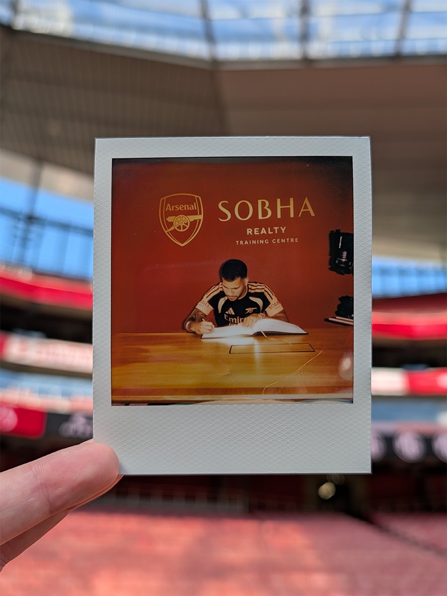 Arsenal tweet picture