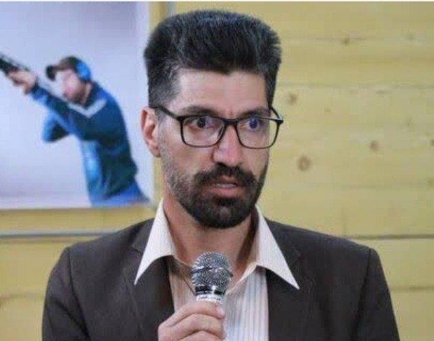 Mayekhal's tweet photo. ارسالی

سجاد داورانی از عاملان کشتار و سرکوب مردم رفسنجان در ۱۸ و ۱۹ دی

#افشای_سرکوبگران https://t.co/NXfXGTEVDt
