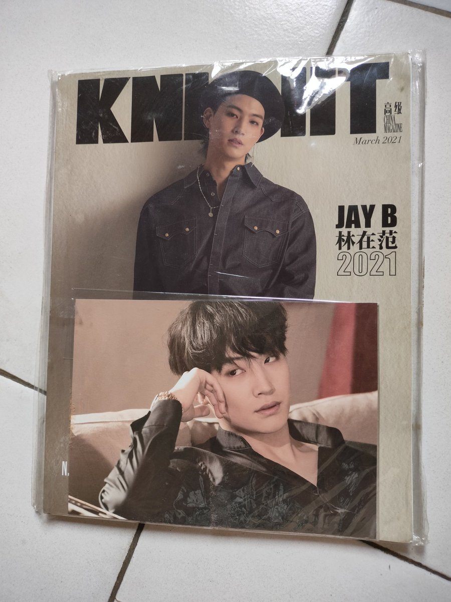 KelvaNizer's tweet photo. WTS SALE ALBUM ONLY :

1. GOT7
2. EVERGLOW
3. ITZY
4. JAYB (MAGAZINE)

minat chat wa 085156139581 https://t.co/IYiD3Vdsf7