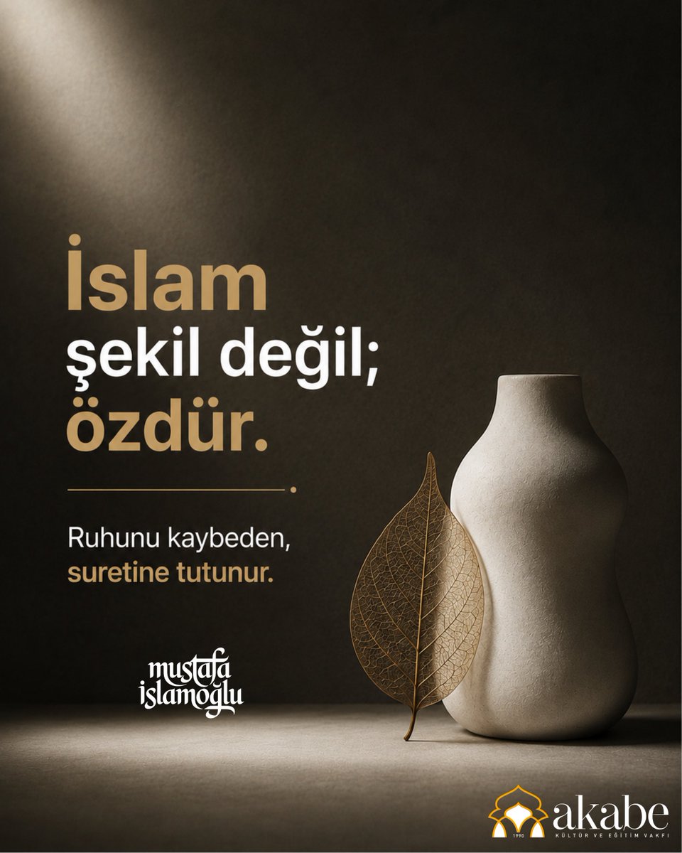 akabemedya's tweet photo. İslam Şekil Değil; Özdür. Ruhunu Kaybeden, Suretine Tutunur. 

- Mustafa İSLAMOĞLU

#Allah #kuran #din #felsefe #mustafaislamoğlu https://t.co/BkEXMALLtm