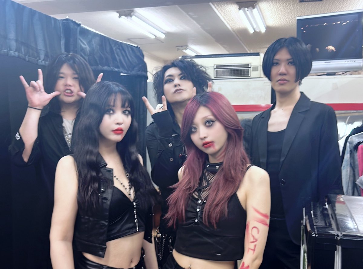 wankosmith's tweet photo. 昨日は本当に楽しい一日だった😭
アリス・クーパーはいつかやりたいとずっと思ってたから本当に嬉しかった！！

YOUさん本当にありがとうございます🙏
演出すごかったでしょ！？
もしかしたらまだやるかも🤘 https://t.co/RE8JzibR1h