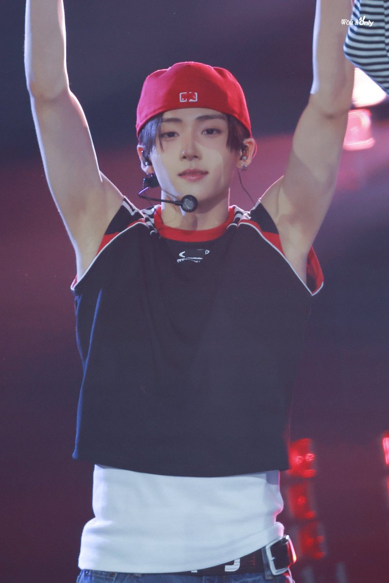 sangwonfile's tweet photo. that's dangerous. https://t.co/0OCA9HTVwc
