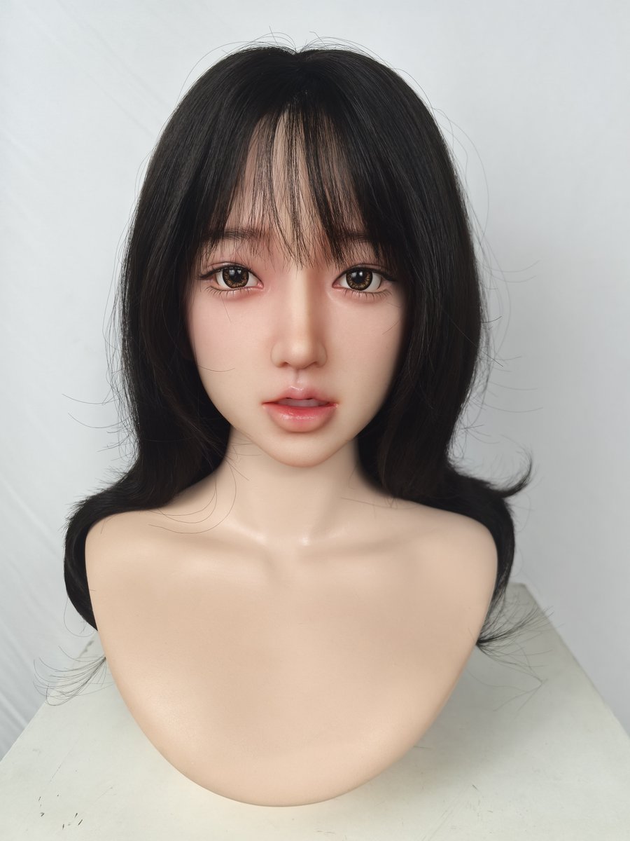 XYCOLO2's tweet photo. XYCOLO Xenia 植毛デモンストレーション
 XYVCOLO Xenia Hair‑Implant Demonstration
星艺人型熏儿植发头雕展示
#xycolo #Yusi #予汐 #xycolodoll #sexydoll #等身大ドール #lovedoll #ラブドールであそぼう #ラブドール #美少女 #siliconedoll #siliconedolls #lovedoll #sexdoll #SeamlessNeck #RealSkinTexture #LifelikeDoll #RealisticDoll #LoveDoll #SiliconeDoll #HeadBodyIntegration #GlobalLaunch #AdultToys #予汐 #シリコンドール #ラブドール #等身大パネル
