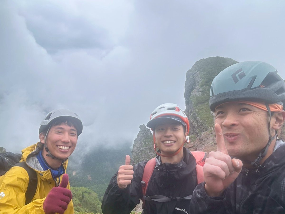 JapanAlpineClub's tweet photo. 当会の令和8年度前期海外登山助成は、早稲田大学山岳部のラルケ・ピーク（トゥロ・ラルケ、6249m）に150000円の助成を決定。メンバーは吉澤明宏(5年) さん、金子絵(3年) さん、 柴山皓太朗(3年)さん。学生の手による学生のヒマラヤ登山。9/8出発。よい登山になりますように🥾 https://t.co/wLGc6XVeoc