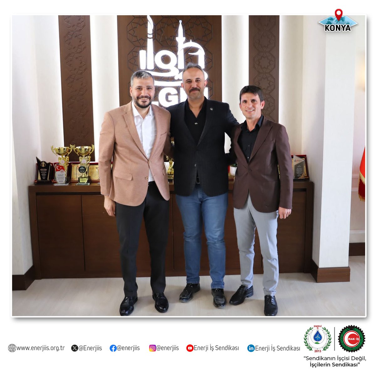 Enerjiis's tweet photo. Teşkilatımız tarafından Ilgın Belediye Başkanı Sn. Ömer APİL ve Belediye Meclis Üyesi Sn. Tahir ÇÖLLÜ ziyaret edilmiştir. Gerçekleştirilen ziyarette sendikal faaliyetlerimiz hakkında bilgilendirmelerde bulunulmuş, yürütülen çalışmalara ilişkin görüş alışverişi yapılmıştır.

Misafirperverlikleri dolayısıyla Sn. Ömer APİL ve Sn. Tahir ÇÖLLÜ'ye teşekkür eder, çalışmalarında başarılar dileriz.

#enerjiişsendikası #sendikanınişçisideğil #işçilerinsendikası #sendikalçalışma #konya