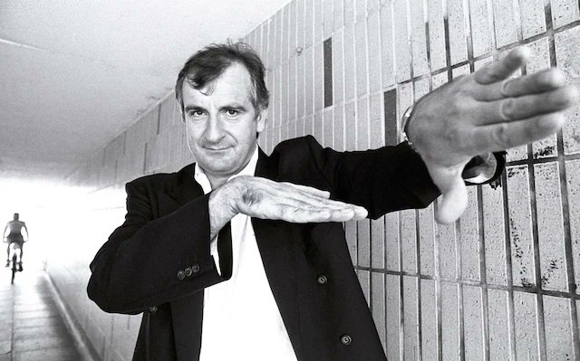 Saganismm's tweet photo. “Nothing travels faster than the speed of light, with the possible exception of bad news, which obeys its own special laws.”

— Douglas Adams, Mostly Harmless https://t.co/6f3JhIChVV