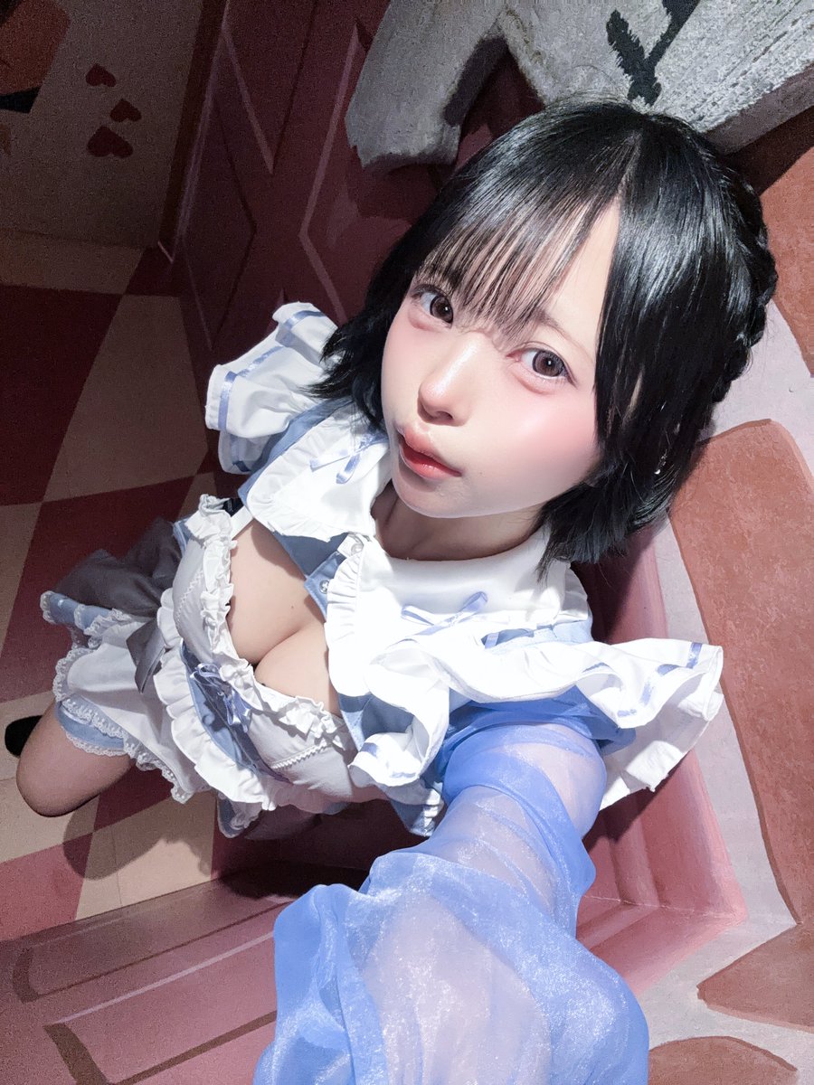 nanata_00's tweet photo. ⬅️初日18歳                          現在21歳➡️ https://t.co/uJ9K6Dcoej