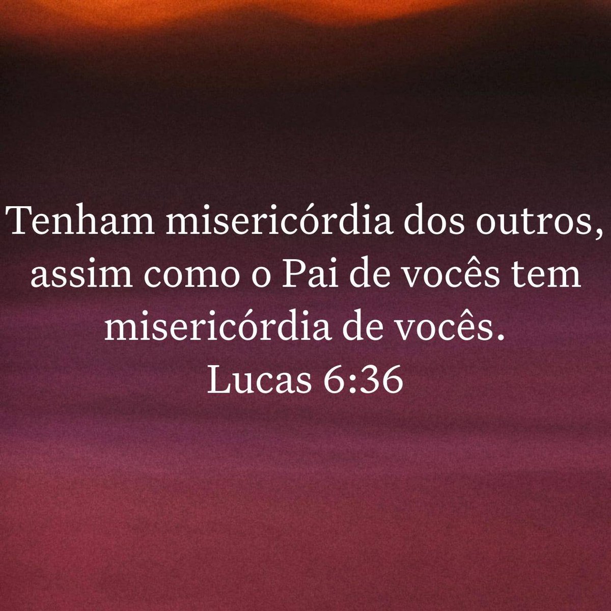 bibliaminuto's tweet photo. Tenham misericórdia dos outros, assim como o Pai de vocês tem misericórdia de vocês.
Lucas 6:36 https://t.co/kpUE1lGk3K
