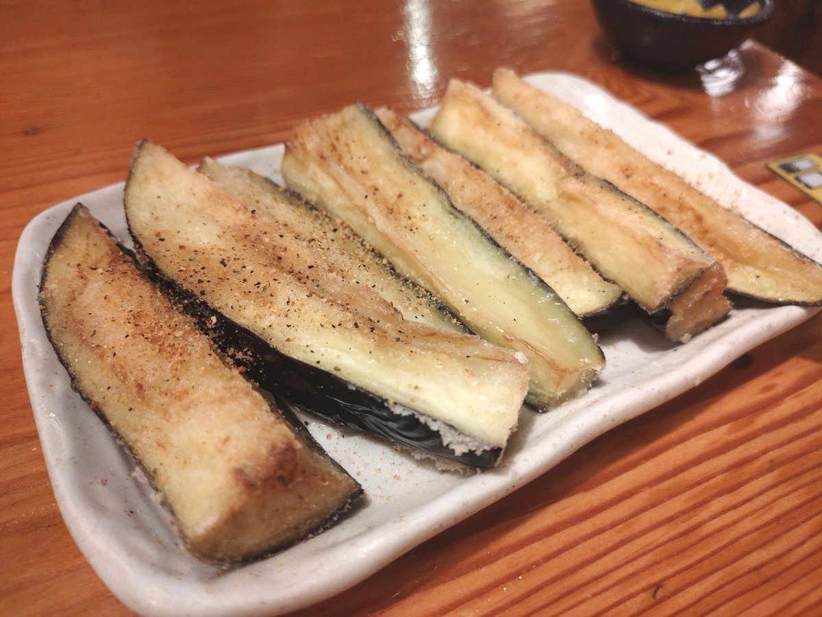 kai25_8's tweet photo. ナス好きにはたまらんらしいです。期間限定メニューなのでお早めに。これで株価も揚げ揚げフライドよ
#フライドナス #鳥貴族 https://t.co/aB1ezBeHmi