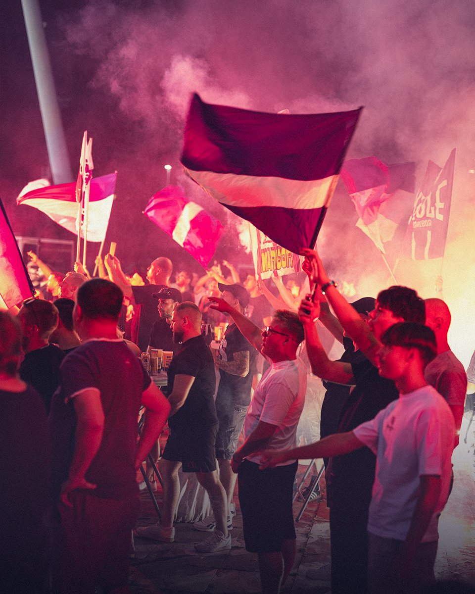 nkmaribor's tweet photo. S ploščadi nazaj na tribune.  Ko že v ponedeljek veš, kje boš v sobotnem večeru…

Vijol’čna pot nas pelje v Stožice, najprej pa po karte za derbi v Vijol’čno Bajto. Že v prodaji!

#MiSmoMaribor #MiSkupajEnoSmo https://t.co/UW3cNLXnK0