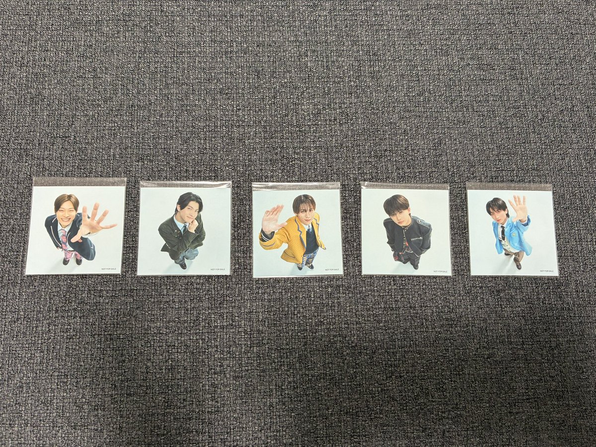 srm_milk's tweet photo. @3alry4 検索より失礼します。
アロハと塩﨑との交換は可能でしょうか？
郵送希望です。
ご検討よろしくお願いいたします。 https://t.co/IRw2czuRUg