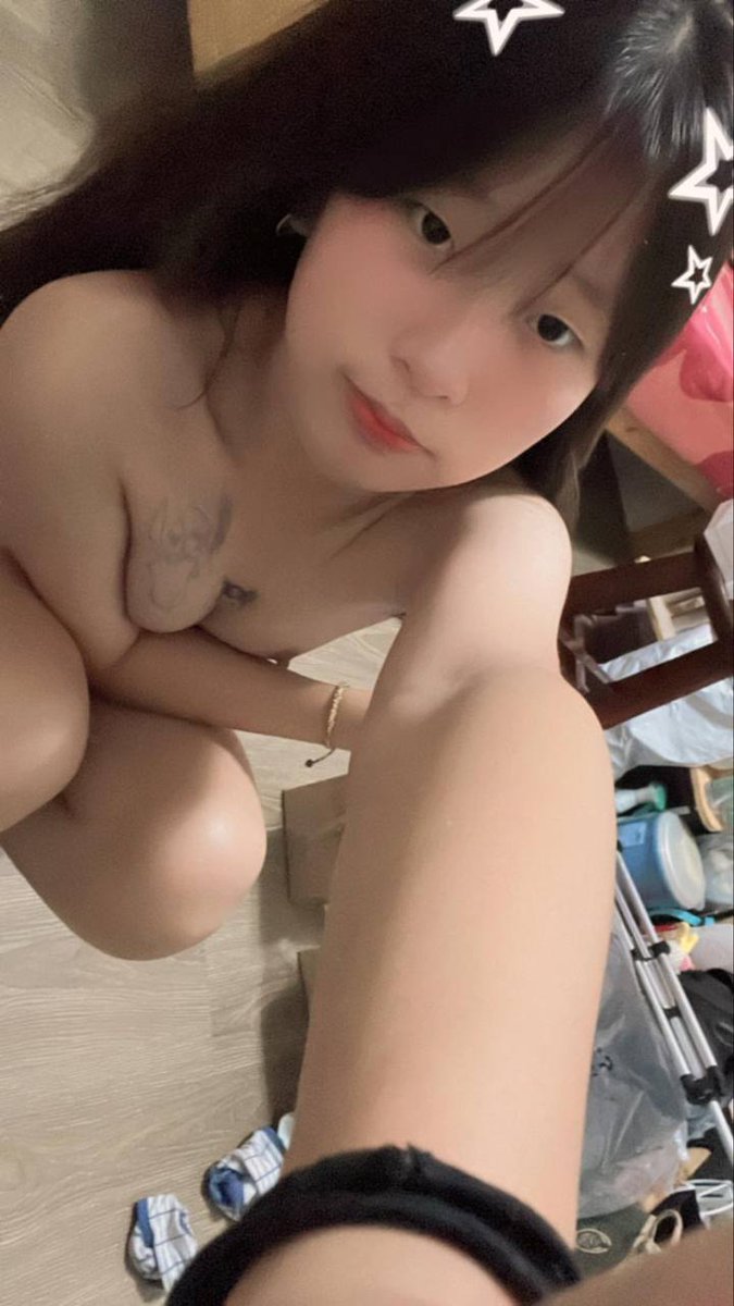 30ishthoughts's tweet photo. 20歲小隻馬會有人喜歡嗎 https://t.co/VKaFs0bASx