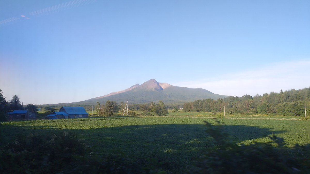 gentoo_700's tweet photo. 気軽に絶景 https://t.co/1rk01QEhhk