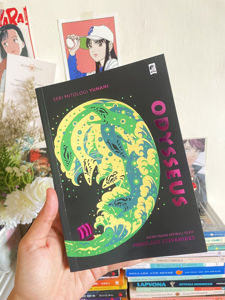 bielbiey's tweet photo. ODYSSEUS DAN PERANG TROIA SUDAH HADIR❗️KPG MERILIS BUKU INI DISAAT YANG TEPAT! 🐎⚔️

Terjemahannya oke banget! Gak usah takut bingung sama tokoh-tokohnya. Di belakang bukunya, sudah ada daftar nama tokoh beserta penjelasannya. COVERNYA? KEREN BANGET!!🔥🔥 https://t.co/EzdwL0Wzhv