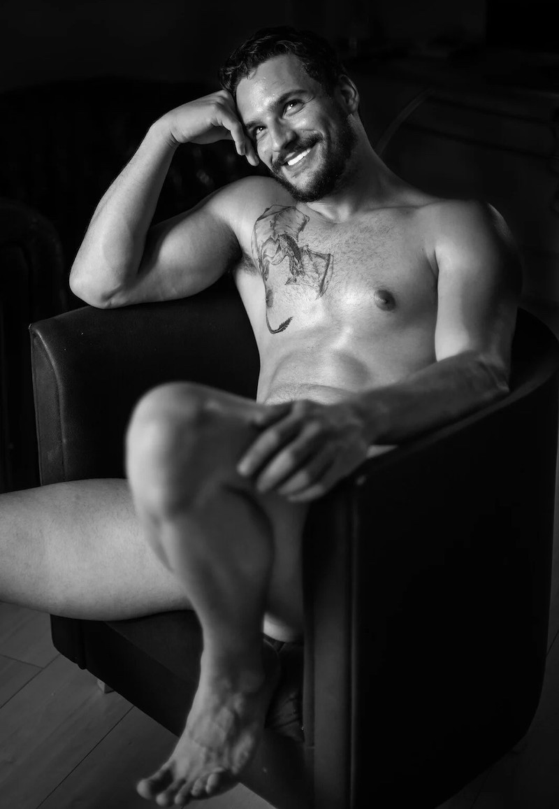 miguelsolo611's tweet photo. 𖤓 "Ser feliz sem motivo é a mais autêntica forma de felicidade"
Carlos Drummond de Andrade

📸He is undoubtedly one of the most beautiful models Brazil has ever produced @samuelhodecker https://t.co/KJRyxLtiWc