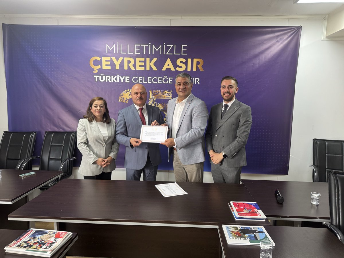 KarsAkParti36's tweet photo. Çeyrek asırdır milletimizle omuz omuza, aynı inanç ve kararlılıkla…

Kuruluşundan bugüne Türkiye’nin değişimine ve büyümesine öncülük eden AK Parti; eser ve hizmet siyasetiyle, güçlü teşkilat yapısıyla ve milletimizin desteğiyle yoluna emin adımlarla devam ediyor. https://t.co/eCEpzpY5Qw