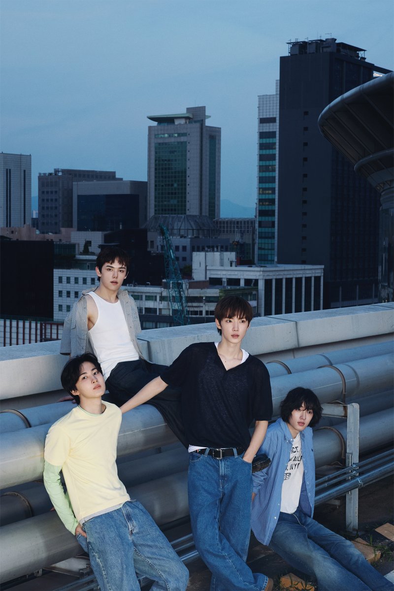 AxMxP_official's tweet photo. [EVENT]
AxMxP 미니 2집 [HELLO AxMxP] ‘나를 만나야 할 10가지 이유’ MV 티저를 감상하고,
앨범에서 가장 기대되는 포인트를 RT와 맘찍을 통해 골라 주세요ღ

💓 https://t.co/mva99re3Tt
💓 추첨을 통해 5명에게 사인 와이드 폴라로이드를 증정해 드립니다.
💓 ~ 8/12 4PM (KST)

#AxMxP #에이엠피
#AmplifyMusicPower
#HELLOAxMxP
#나를_만나���할_10가지이유

노래                                                              비주얼
RT                                                                 맘찍