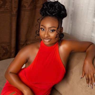 GeorginaCl4ay's tweet photo. #NewProfilePic https://t.co/6rICkRfr4k