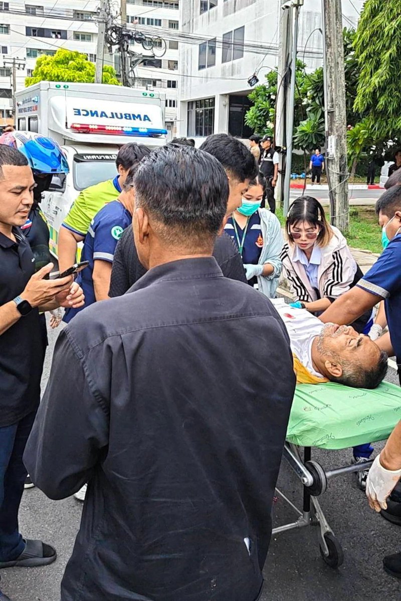 legitfacts18's tweet photo. ๐จ A gunman reportedly opened fire inside a Thai government office as Thailand reels from a separate school shooting, raising renewed concerns over public safety and gun violence.
#Thailand #BreakingNews #GunViolence #Asia #LegitFacts https://t.co/1rit1Oj79t