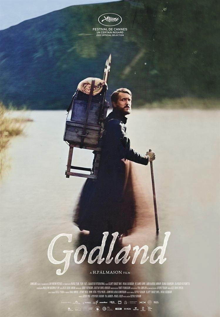 dentromonolito's tweet photo. Pongámonos serios. ¿Cuál es, con criterios objetivos y reales, la mejor película de este siglo? 
Yo digo «Godland» porque no recuerdo otra que me haya impactado más a nivel estético y sensorial.
Os leo. https://t.co/cLqzSVQT21