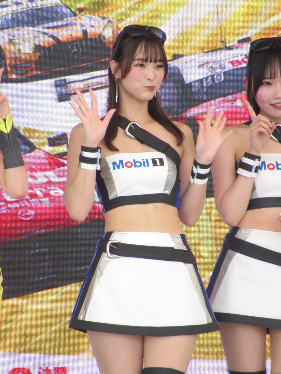 y50m6rb6ffjxi71's tweet photo. 2026/8/1 #SUPERGT 第4戦 チームインフォメーション
#Mobil1レーシングサポーターズ
#小林琉唯 さん(@r_u_i_0110 )
撮影させていただきありがとうございました🙇‍♂️

#TEAMIMPUL 
#IMPUL 
#Mobile1
#SUPERGT2026
#スーパーGT
#富士スピードウェイ
#RQ #レースクイーン https://t.co/k5Q5XkKU1y