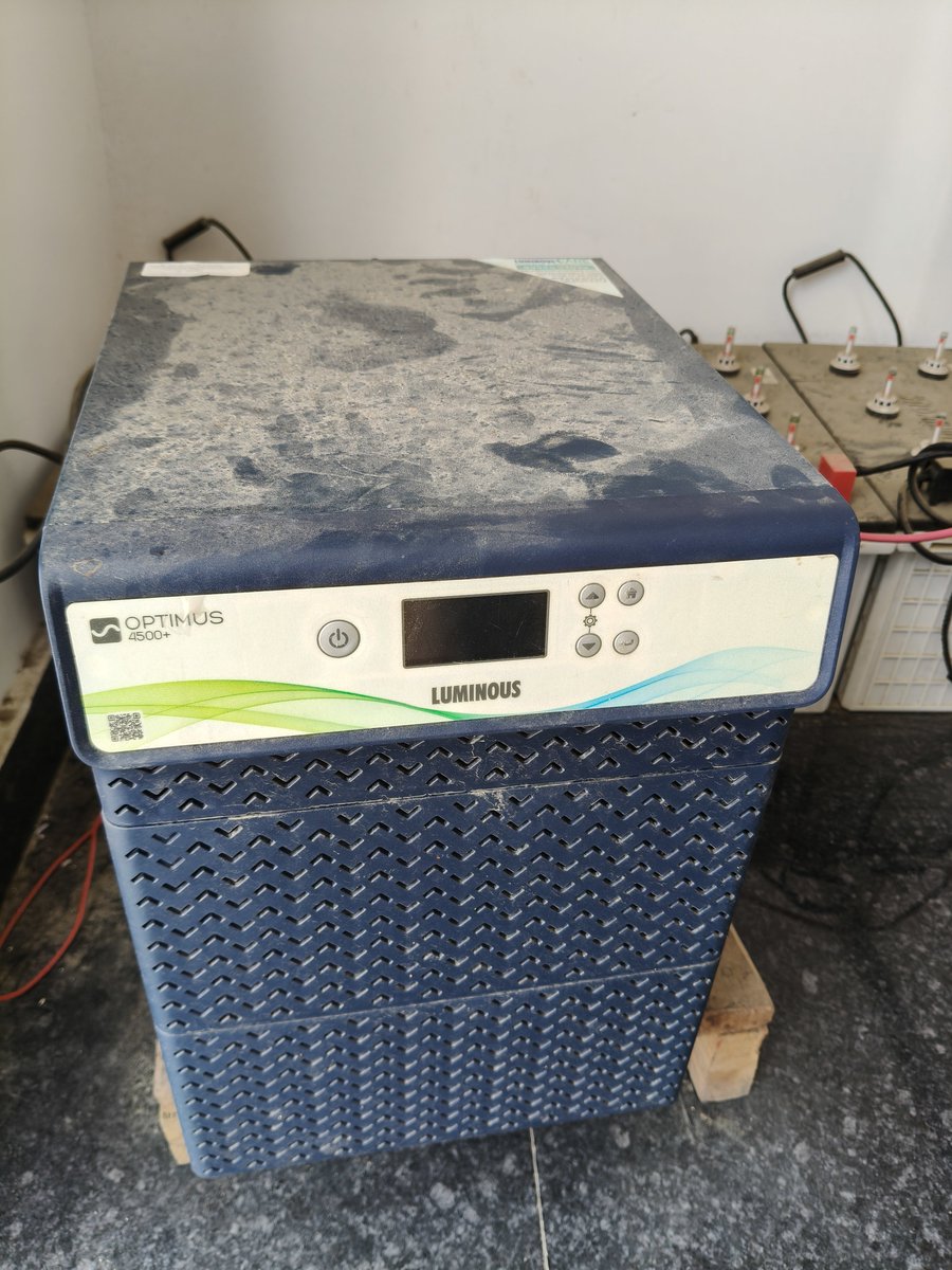 skup1991's tweet photo. @LuminousInnov @consumerfeed

मैंने 9 Feb 2026 को Luminous Gateway, Gomti Nagar Lucknow से ₹75,000 का 5KVA Inverter + 4 Battery लिया। 6 महीने में बार-बार पार्ट्स बदलने के बाद भी समस्या बनी हुई है।

आज शिकायत करने पर Luminous Gateway लखनऊ के 2 कर्मचारियों (1 Male /1 Female) ने https://t.co/oUHtwEJrwu