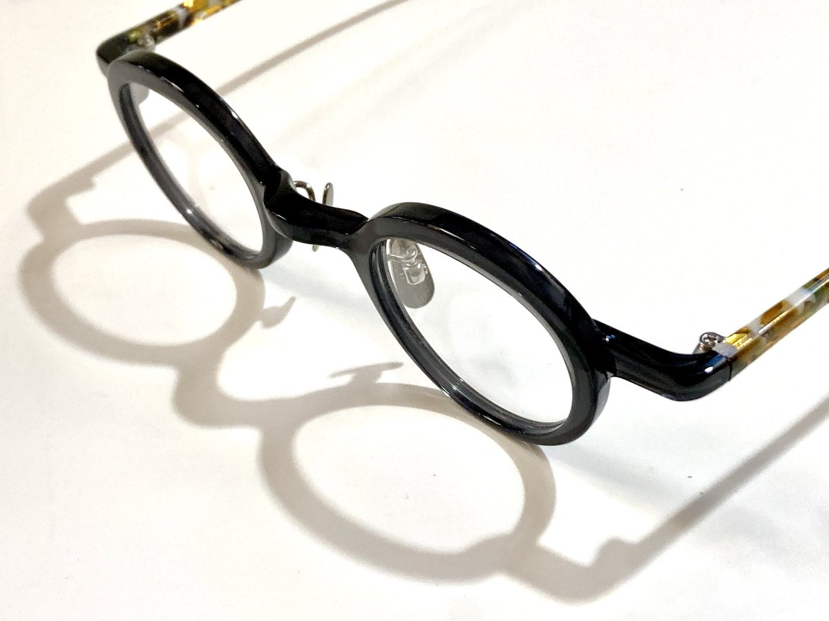 HMomojiro's tweet photo. ヴィオルーとファクトリー900のコラボ作品の新作

『Leo』 VioRou by FACTORY900 ¥44,000

#viorou https://t.co/uYHXjtNhLL