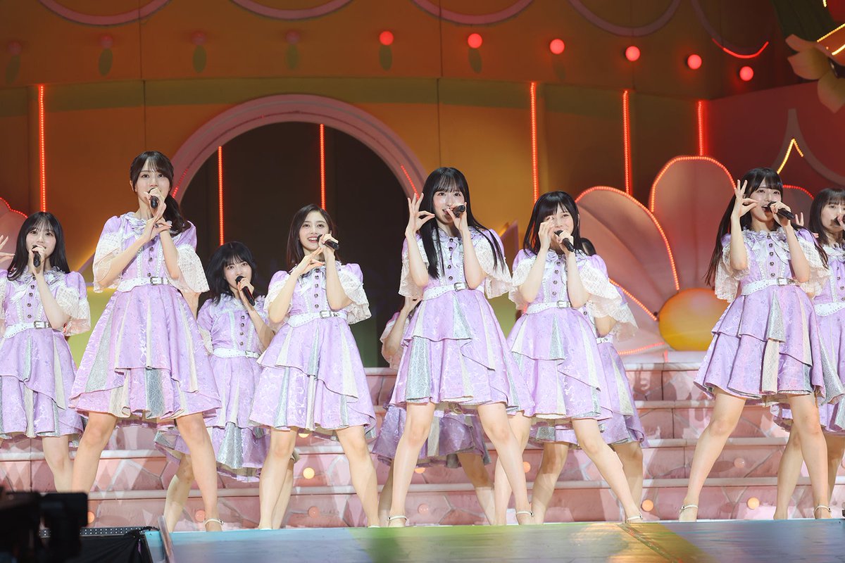 modelpress's tweet photo. 乃木坂46、真夏の全国ツアー地方編終了
残すは“聖地”神宮球場4days✨

📍東京都・明治神宮野球場
8月20日（木）～23日（日）
https://t.co/8ycxT9VzJS

吉田綾乃クリスティー卒業セレモニーも開催
約10年間の乃木坂46人生に幕下ろす📝 https://t.co/DGkkA7SFzB