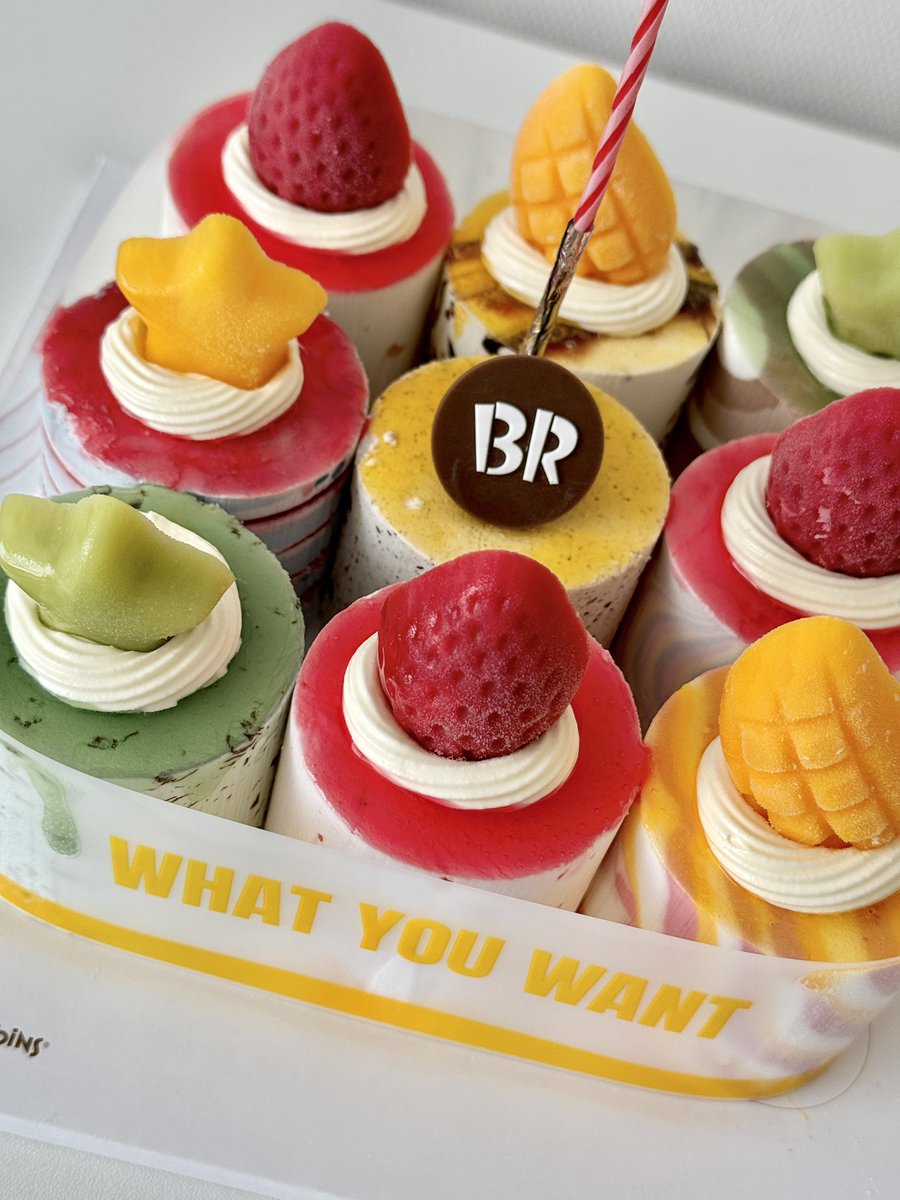 bwsbts's tweet photo. hari ini mau makan cake sepuasnyaaaa 🥹 https://t.co/hqplonWWp5