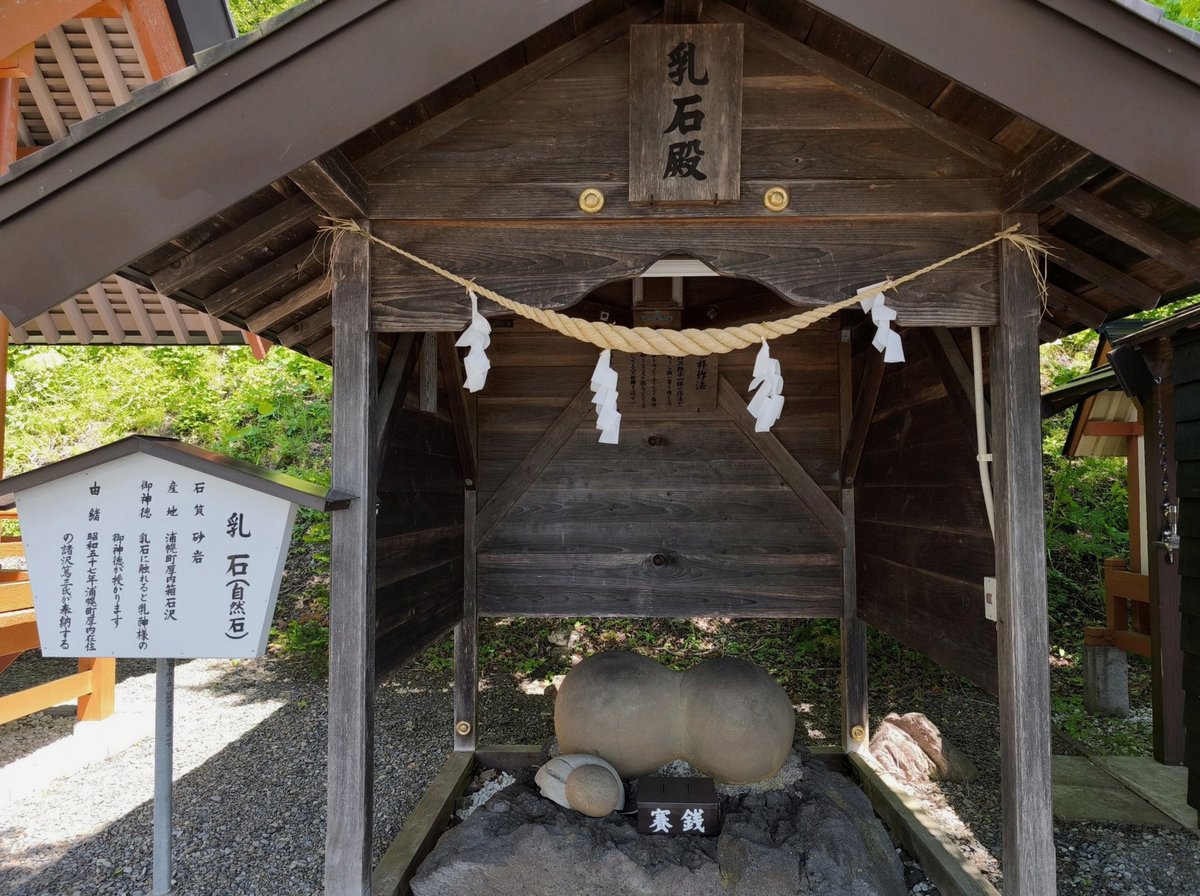 GEDESEMUA's tweet photo. 山に慣れてると、登山と散歩の境界バグるよ。ガチ登山はしない俺レベルでも1500mは散歩だから。 https://t.co/w8uN7Oijuh
