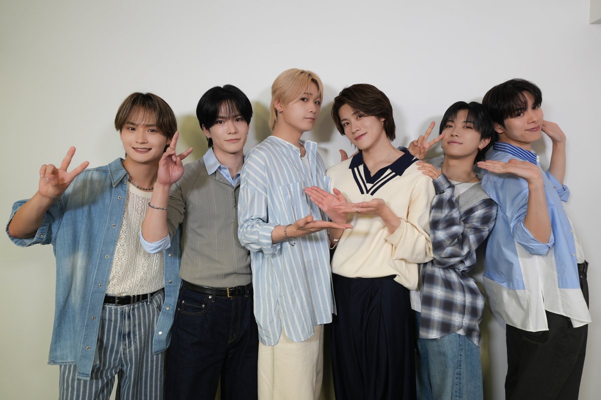 official_DXTEEN's tweet photo. 📸オフショット📸

トランシーノ × #DXTEEN
(https://t.co/IdfZ1vYyv6)

トランシーノ公式アカウントで公開される
スペシャル広告動画、ぜひチェックしてください☺︎
@transino_jp

第一弾動画：8月11日（火）
第二弾動画：8月12日（水）

#でぃえくトランシーノ
#DXTN https://t.co/LrWG17Ce4e