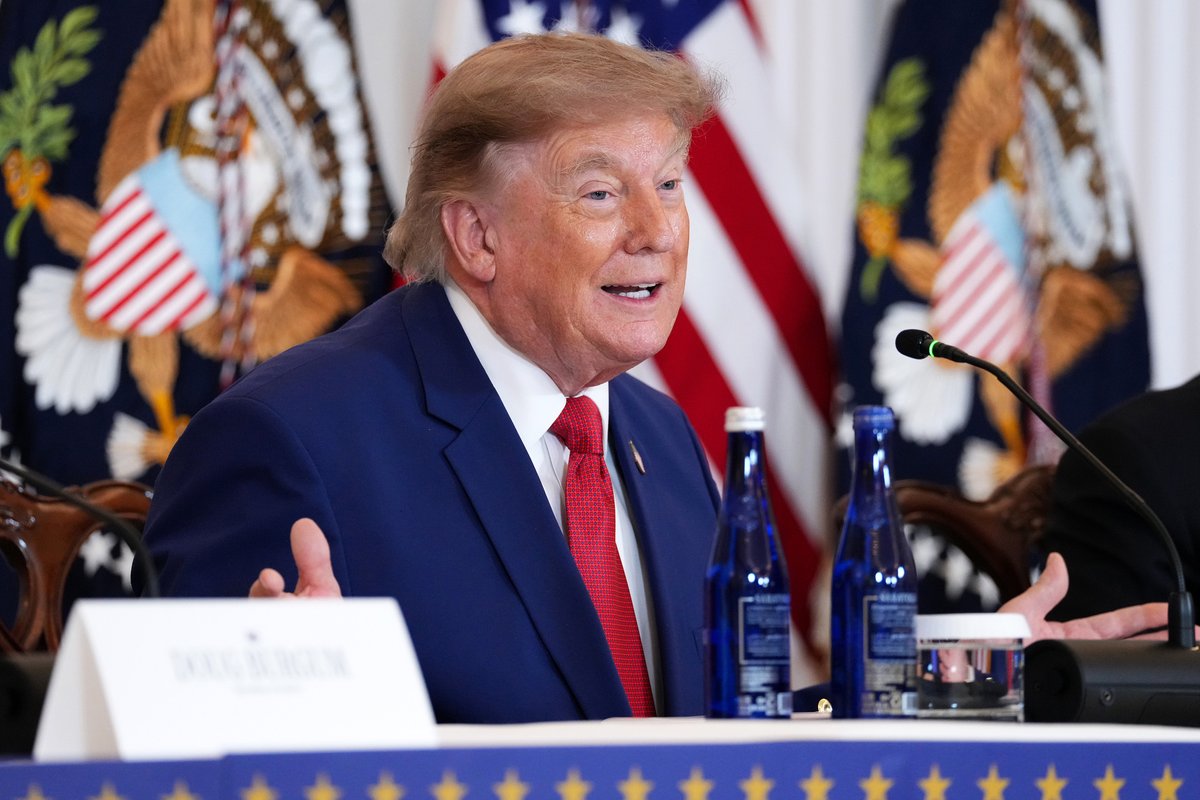 ReadBPdaily's tweet photo. President Donald Trump admitted Sunday that contractor error contributed to the Lincoln Memorial Reflecting Pool's deterioration while still insisting former Olympian David Hearn vandalized it, despite charges against him being dropped.

"Unfortunately, there is no video or proof, other than the damage, itself," Trump wrote. Prosecutors from his own U.S. attorney's office previously said "the rush to complete the project led to hasty and botched work."