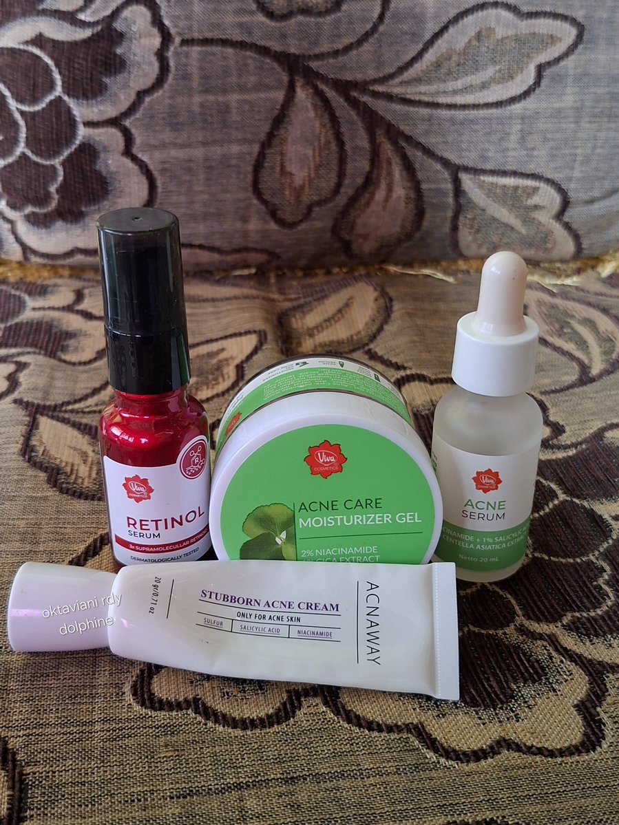 rdiyah0213's tweet photo. Acne fighter,,brand legend ini beneran sengaruh itu di aku kalo si acne muncul. 
Alhamdulillah aku jarang jerawatan dan bukan jerawat yg meradang. 
Combo 1 minggu beneran terlihat hasilnya. Jerawat membaik dan hempas kemerahan. masuk minggu kedua mulai kering 🥺 https://t.co/08nEwzMum4