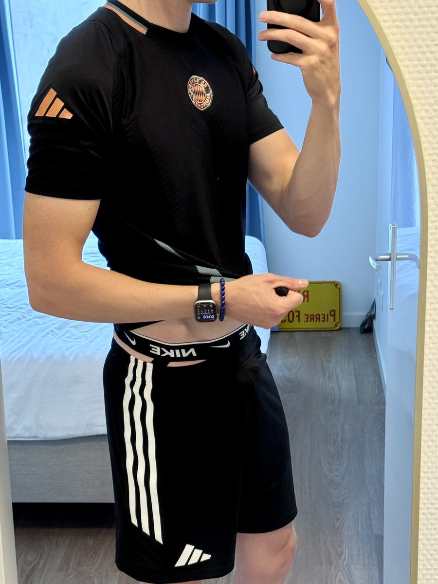 zzoorriinn's tweet photo. Anyone into jockstraps? 😏 https://t.co/IDVaLI6N0d