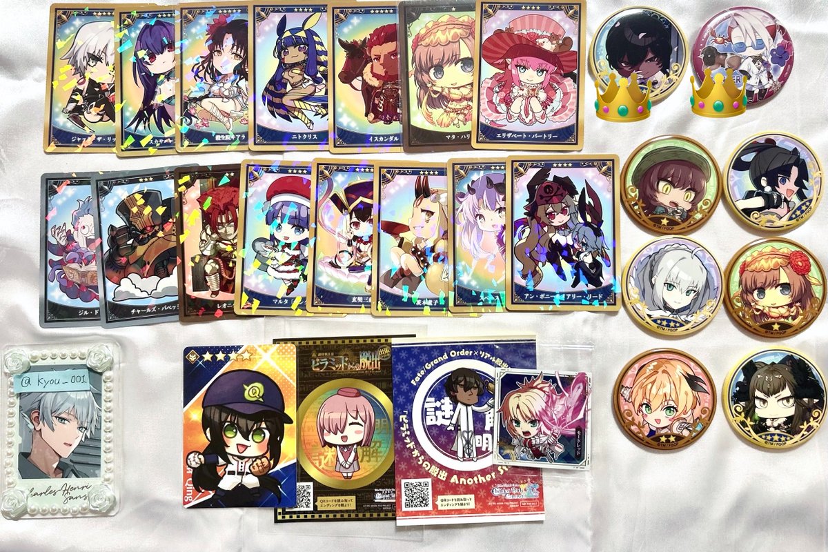 kyou_001's tweet photo. 【交換・譲渡・買取】FGO フェス fes　ポートレート　特典　生徒証　IDカード　ポトレ 最終再臨展 霊基 缶バッジ シール クリア扇子 編成画面風カード ミニ最終再臨

譲）画像1〜4
求）モレー、アスカラポス、ロビン、サンソン 等 画像5 > 定価+送料

検索からでも気軽にお声がけください。異種歓迎。 https://t.co/4zBoF5gTGR